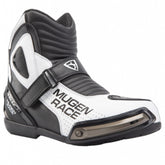 MUGENRACE BOT-MNR-2391 HURRY MOTO CURTAS BOTAS PRETAS BRANCAS